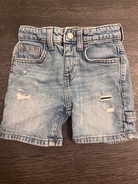 Light Blue Distressed Toddler Denim Jean Shorts Cat & Jack Low rise midi 2T